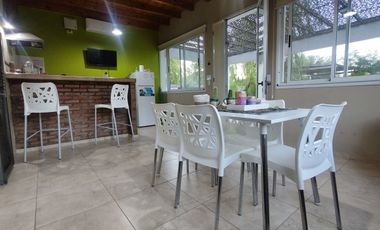 VENTA VILLA TACU- 2 CABAÑAS CON PILETAS- EQUIPADAS