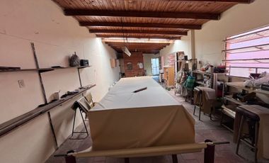 CASA EN VENTA 6 AMBIENTES, FUNCIONAL VILLA LURO