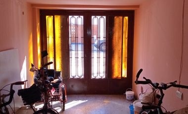 CASA EN VENTA 6 AMBIENTES, FUNCIONAL VILLA LURO