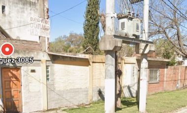 VENDE CASA DOS PLANTAS 5 AMB+LOCAL+PISCINA