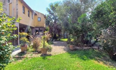 VENDE CASA DOS PLANTAS 5 AMB+LOCAL+PISCINA