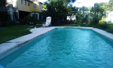 VENDE CASA DOS PLANTAS 5 AMB+LOCAL+PISCINA