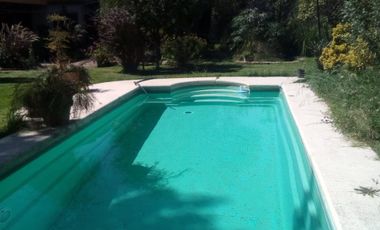 VENDE CASA DOS PLANTAS 5 AMB+LOCAL+PISCINA