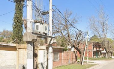 VENDE CASA DOS PLANTAS 5 AMB+LOCAL+PISCINA
