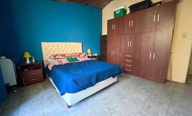 CASA VENTA 4 AMB CLAYPOLE GRAN JARDÍN Y GARAGE