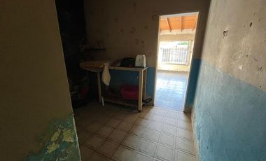 CASA VENTA 4 AMB CLAYPOLE GRAN JARDÍN Y GARAGE