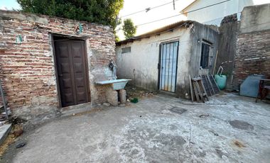 CASA VENTA 4 AMB CLAYPOLE GRAN JARDÍN Y GARAGE