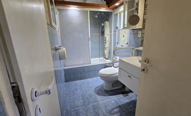 CASA CON PILETA EN VENTA EN YEI-PORA - 710M2