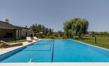 CASA  4HAS VENTA CHACRAS DEL PARANA LIMA ZARATE