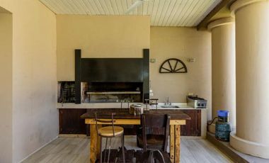 CASA  4HAS VENTA CHACRAS DEL PARANA LIMA ZARATE