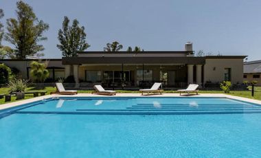 CASA  4HAS VENTA CHACRAS DEL PARANA LIMA ZARATE