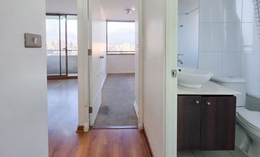 Arriendo Depto. 2D/1B + Est y Bod - Santiago