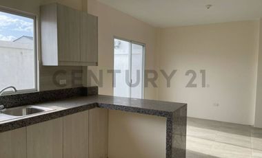 Venta Casa de Estreno en Urbanización Savali, Vía Salitre LadC