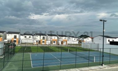 Venta Casa de Estreno en Urbanización Savali, Vía Salitre LadC