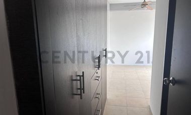 Se Alquila Casa en San Felipe E.Jor