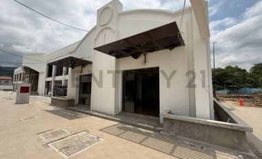 Alquiler Local Comercial Esquinero en Galerías de Terranostra