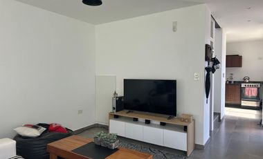 Casa en  venta en City Bell de 2 dormitorios