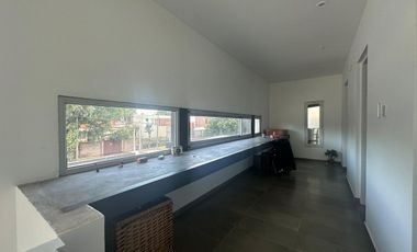 Casa en  venta en City Bell de 2 dormitorios