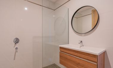 VENTA CASA 5 AMBIENTES EN RUMENCÓ JOVEN