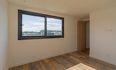 VENTA CASA 5 AMBIENTES EN RUMENCÓ JOVEN
