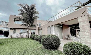 VENTA CASA 3 AMBIENTES BARRIO TIERRAS DEL MAR L67