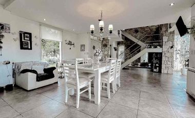 VENTA CASA 3 AMBIENTES BARRIO TIERRAS DEL MAR L67