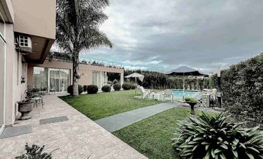 VENTA CASA 3 AMBIENTES BARRIO TIERRAS DEL MAR L67