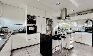 VENTA CASA 3 AMBIENTES BARRIO TIERRAS DEL MAR L67