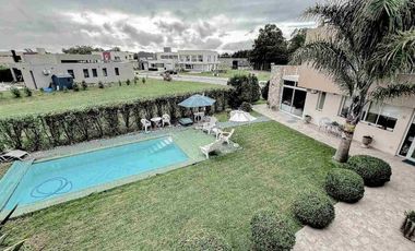 VENTA CASA 3 AMBIENTES BARRIO TIERRAS DEL MAR L67