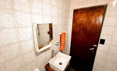 VENTA CASA 6 AMBIENTES MIRAMAR AMPLIO PARQUE