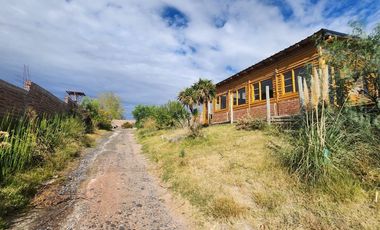 ALQUILER DE SALON COMERCIAL Y CASA