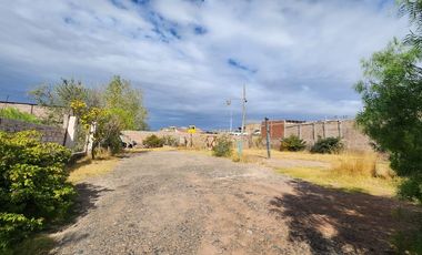 ALQUILER DE SALON COMERCIAL Y CASA