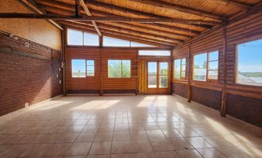 ALQUILER DE SALON COMERCIAL Y CASA