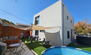 Casa en Arriendo en Amplia Casa Remodelada Completa
