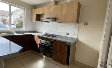 Casa en Venta en Camilo Berrios Quintanilla 144