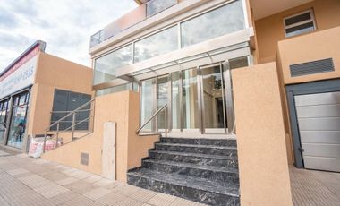 PISO 3 AMB. DE CATEGORÍA - FULL AMENITIES