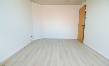 ARRIENDO OFICINA PROFESIONAL  METRO TOBALABA