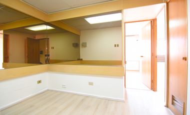 ARRIENDO OFICINA PROFESIONAL  METRO TOBALABA