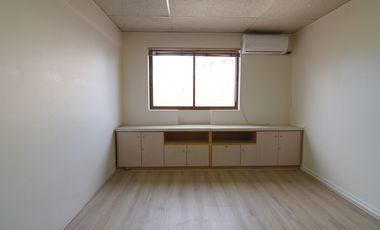 ARRIENDO OFICINA PROFESIONAL  METRO TOBALABA