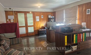 Arriendo ideal uso institucional o comercial en Costanera