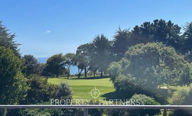 Moderna y amplia casa frente a cancha de golf condominio Las Brisas