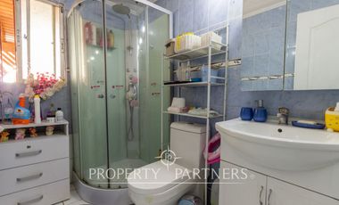 Amplia casa con gran terreno en Villa Macul