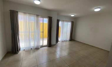 CASA EN RENTA LAS MISIONES II