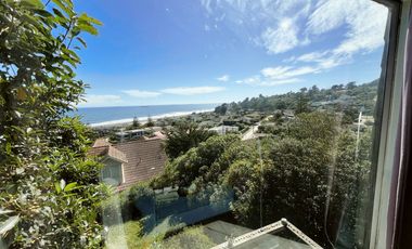 Venta Casa Estilo Inglés en Santo Domingo Tradicional