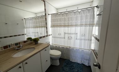 Venta Casa Estilo Inglés en Santo Domingo Tradicional