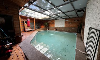 Venta Casa Estilo Inglés en Santo Domingo Tradicional