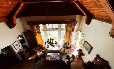 Venta Casa Estilo Inglés en Santo Domingo Tradicional