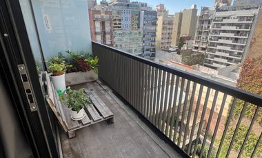 Amueblado - Apto Profesional con Balcón - Parilla y Solarium