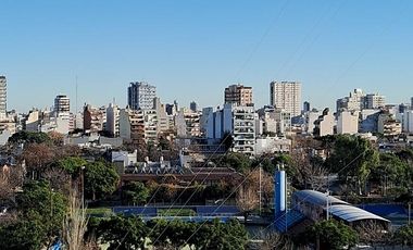 Amueblado - Apto Profesional con Balcón - Parilla y Solarium