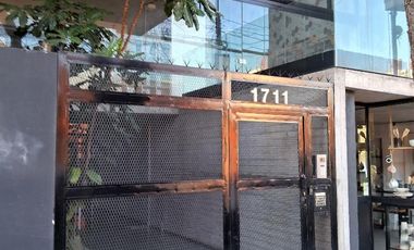 Amueblado - Apto Profesional con Balcón - Parilla y Solarium